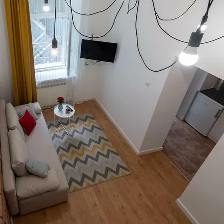 Apartment Yellow In City Centre By Apart Service *
