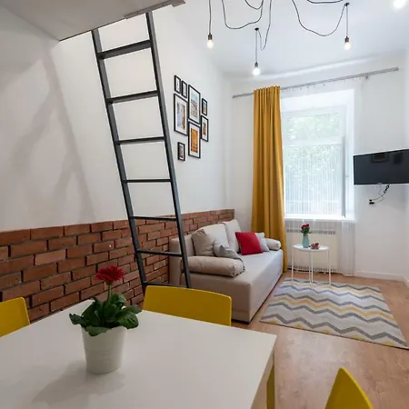 Yellow In City Centre By Apart Service Apartment Krakow