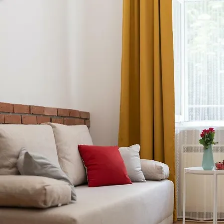 Yellow In City Centre By Apart Service