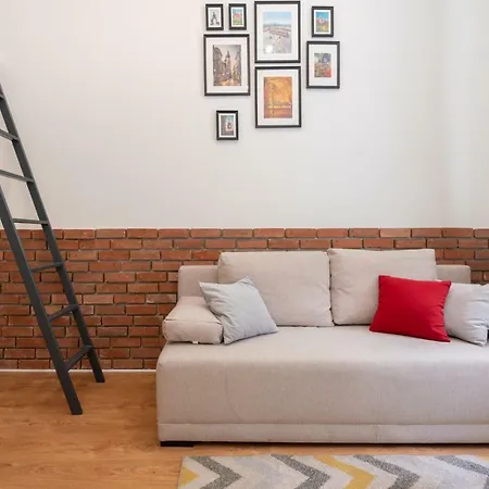Yellow In City Centre By Apart Service Apartment *