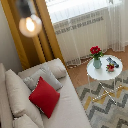 Yellow In City Centre By Apart Service 아파트 *